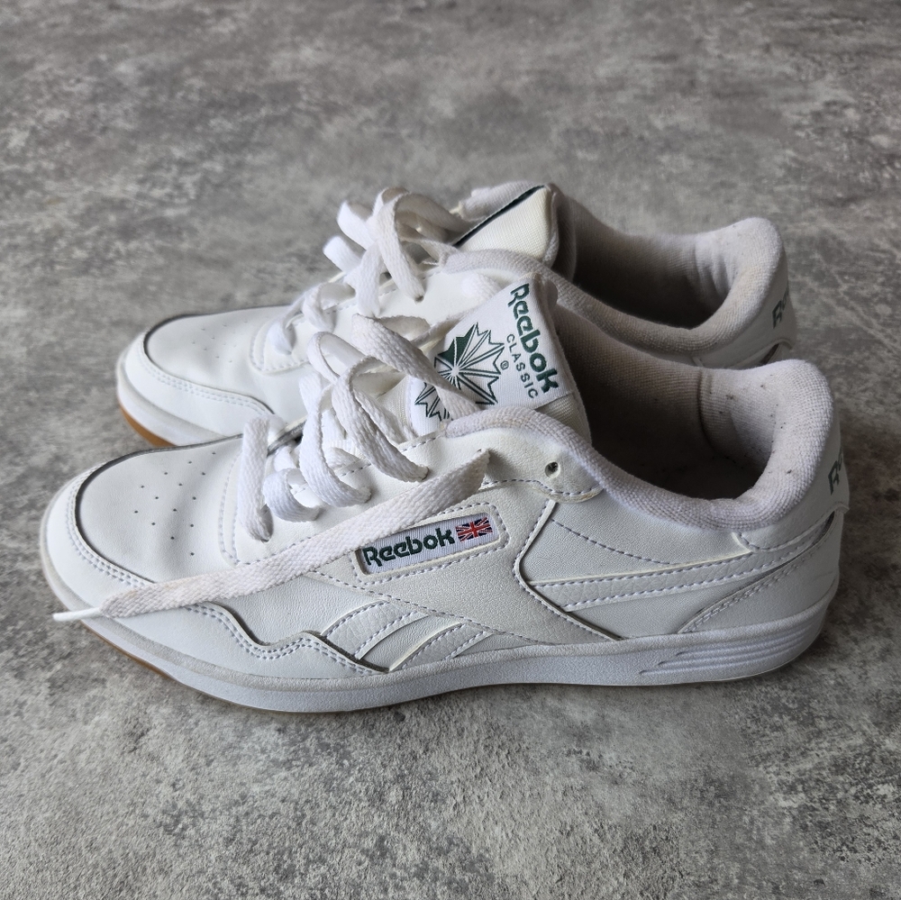 Reebok Club MEMT White Low-Top Lace-Up Sneakers Womans US Size 8.5